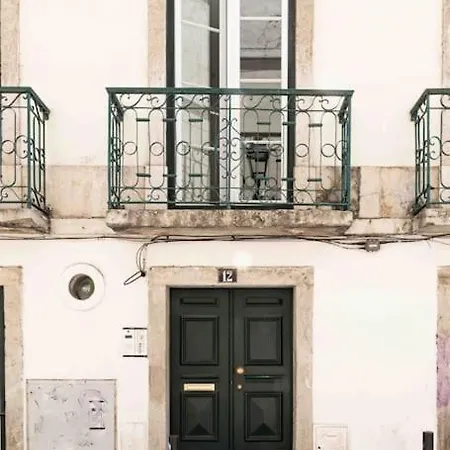 Historical 3 Bedroom Duplex In Apartmán *