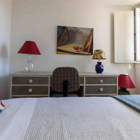 Apartmán Historical 3 Bedroom Duplex In *