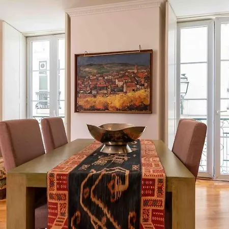 Historical 3 Bedroom Duplex In Appartement *